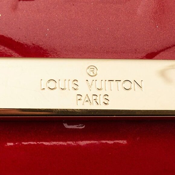 Louis Vuitton Pomme D'Amour Monogram Vernis Ana Clutch Bag - Picture 6 of 12